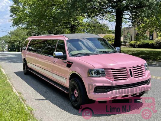 Lincoln Navigator Pink 1